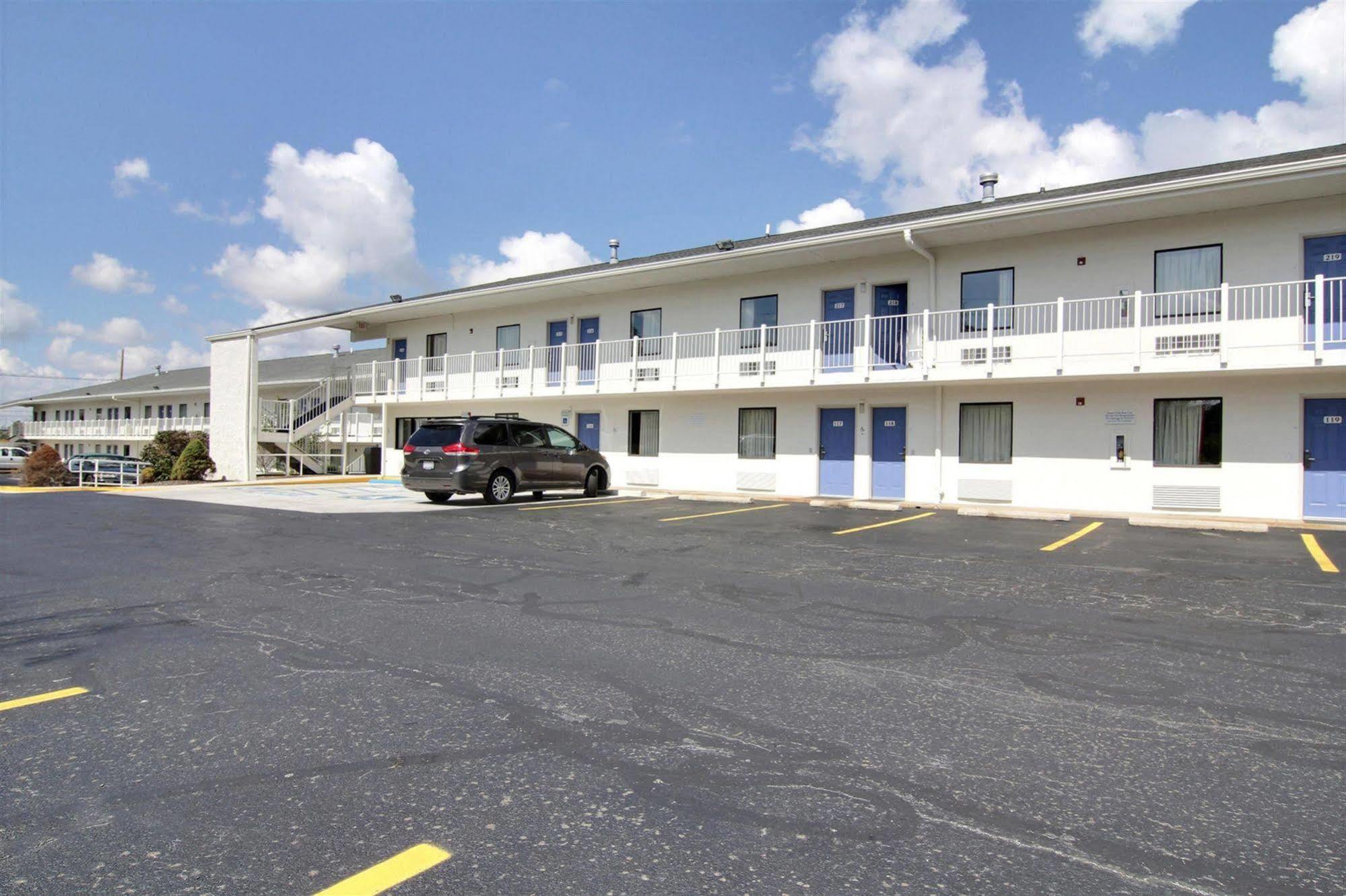 Motel 6-Middleburg Heights, Oh - Cleveland Exterior foto